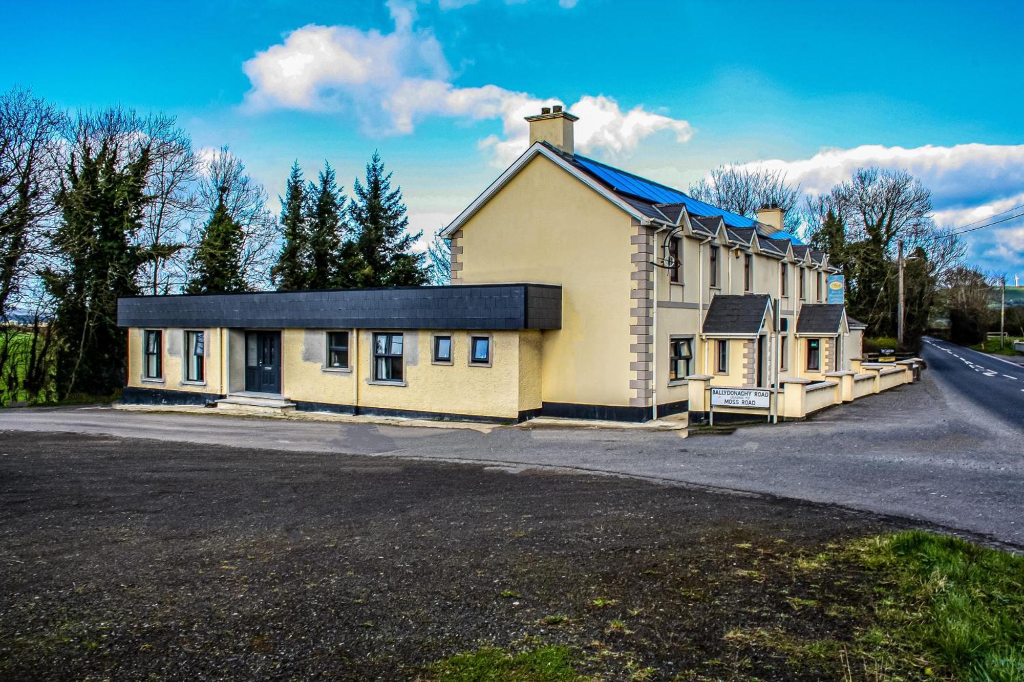 The Coach Inn Strabane Kültér fotó